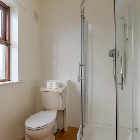 Evans Lane Townhouse No 7 *